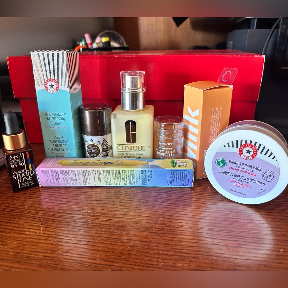 Bundle of cosmetics